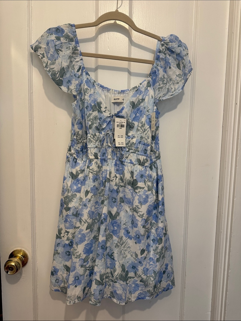 Flutter sleeve skort dress